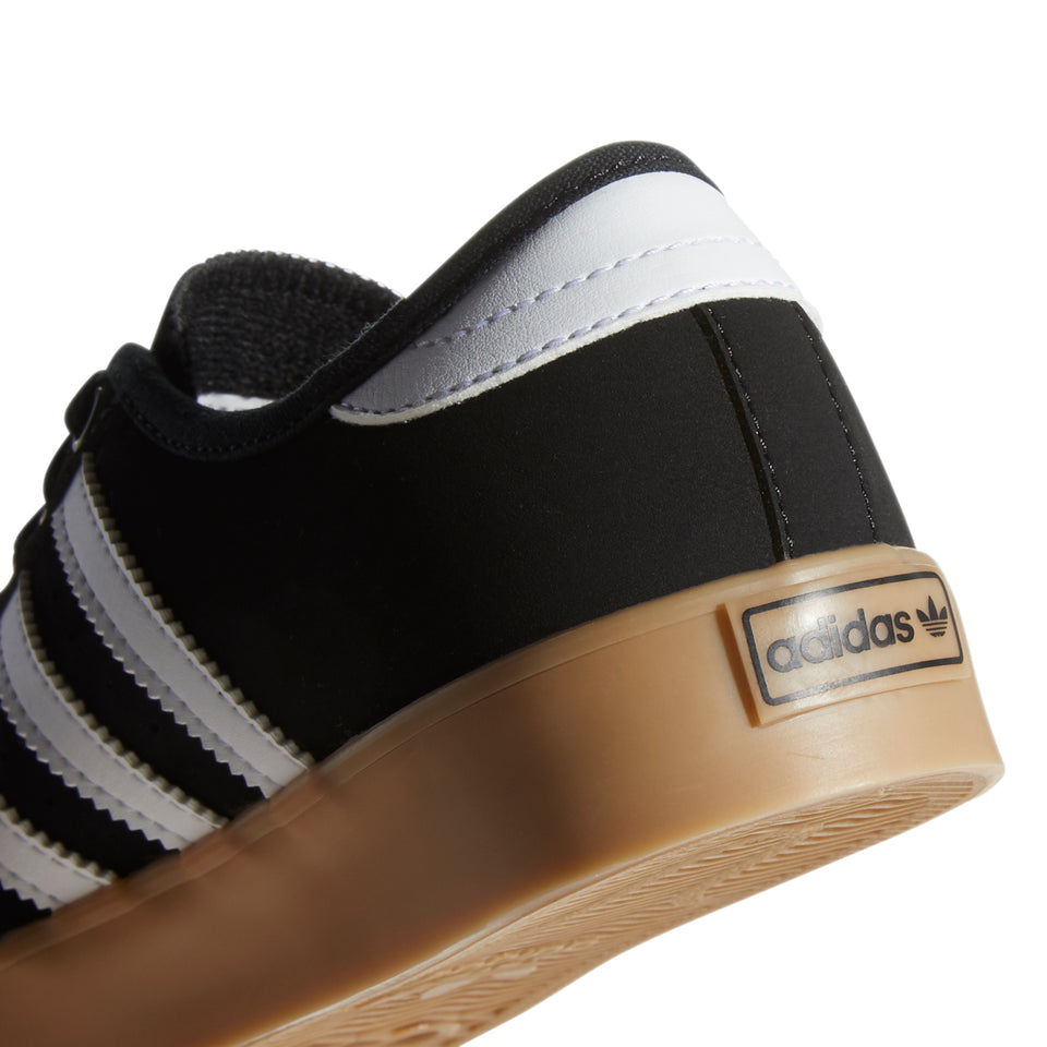 adidas seeley j