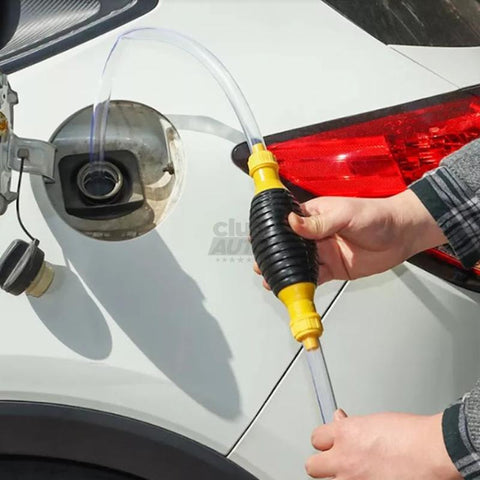 FuelFlux™ 2.0 - Bomba de Combustível Sucção Manual Universal Portátil removendo combustível do carro Club do Auto