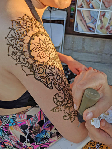 Henna tattoo made with our pure henna Powder for skin