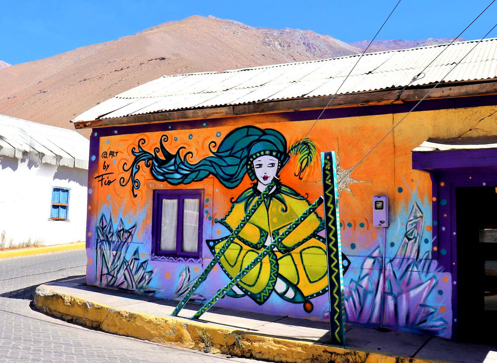 “En Cuarzos Levitando” Mural by Fiorella Podesta, “Fio” Valle de Elqui, Chile