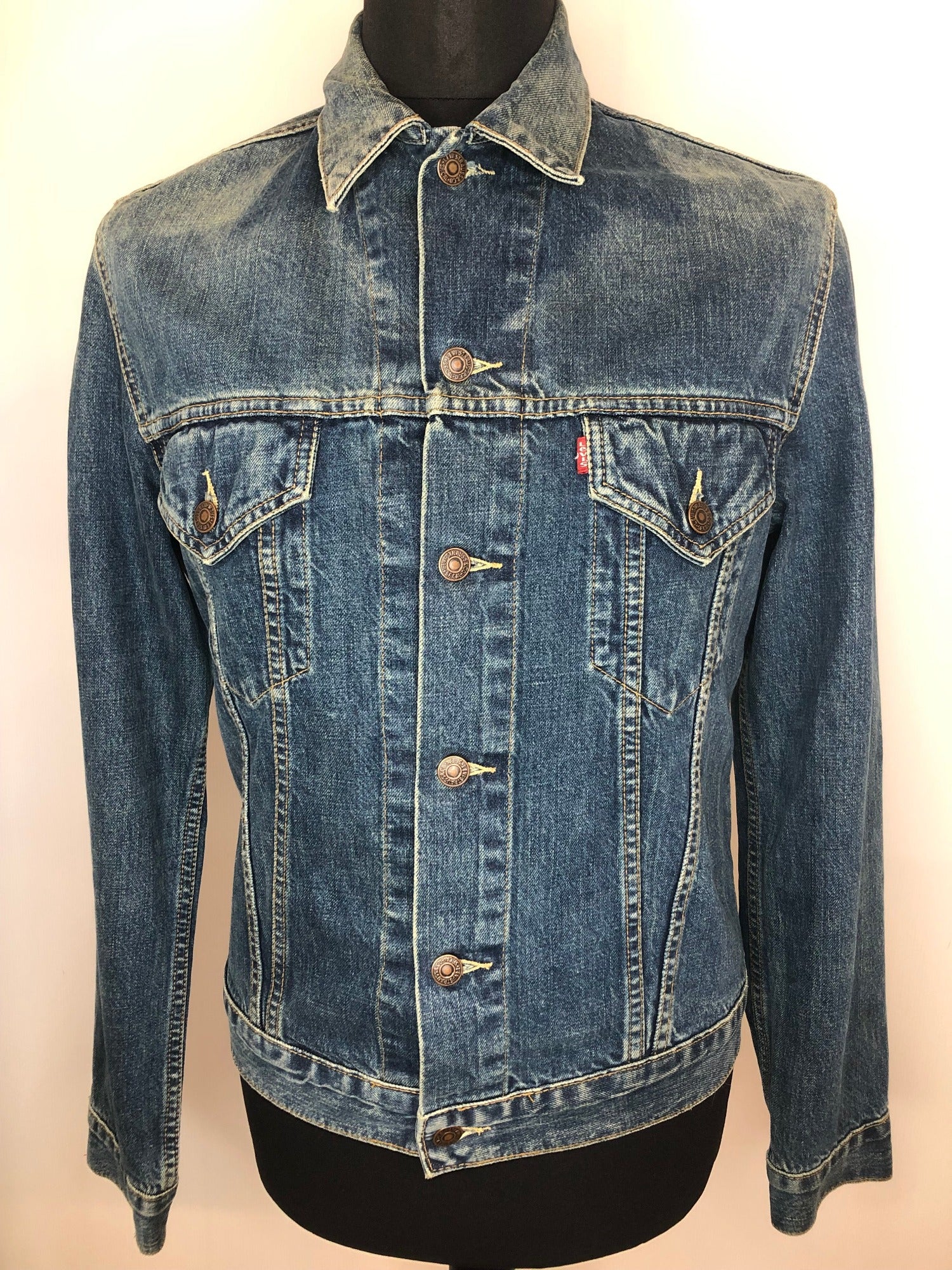 Levi Strauss Denim Jacket in Blue - Size L - Urban Village Vintage –  UrbanVillageVintage