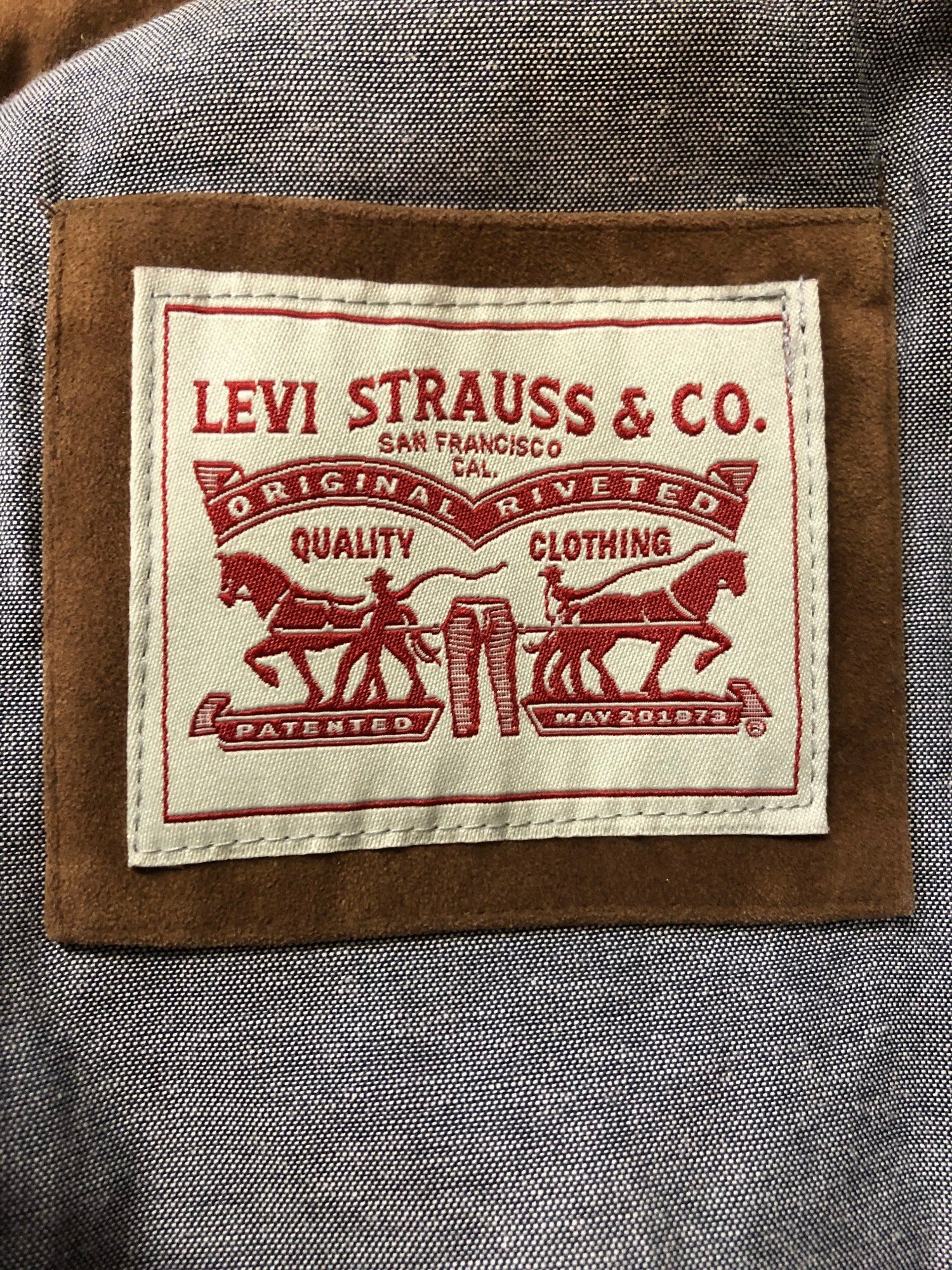 Levi Strauss Faux Suede Jacket in Brown - Size M - Urban Village Vintage –  UrbanVillageVintage