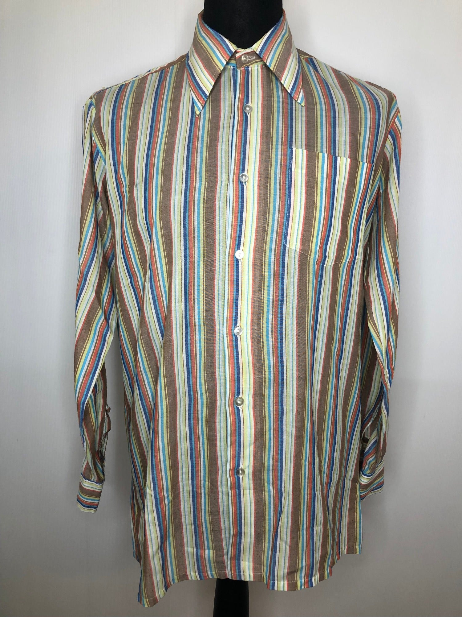 Vintage 1970s Dagger Collar Striped Shirt by Bugelfrei - Size L ...