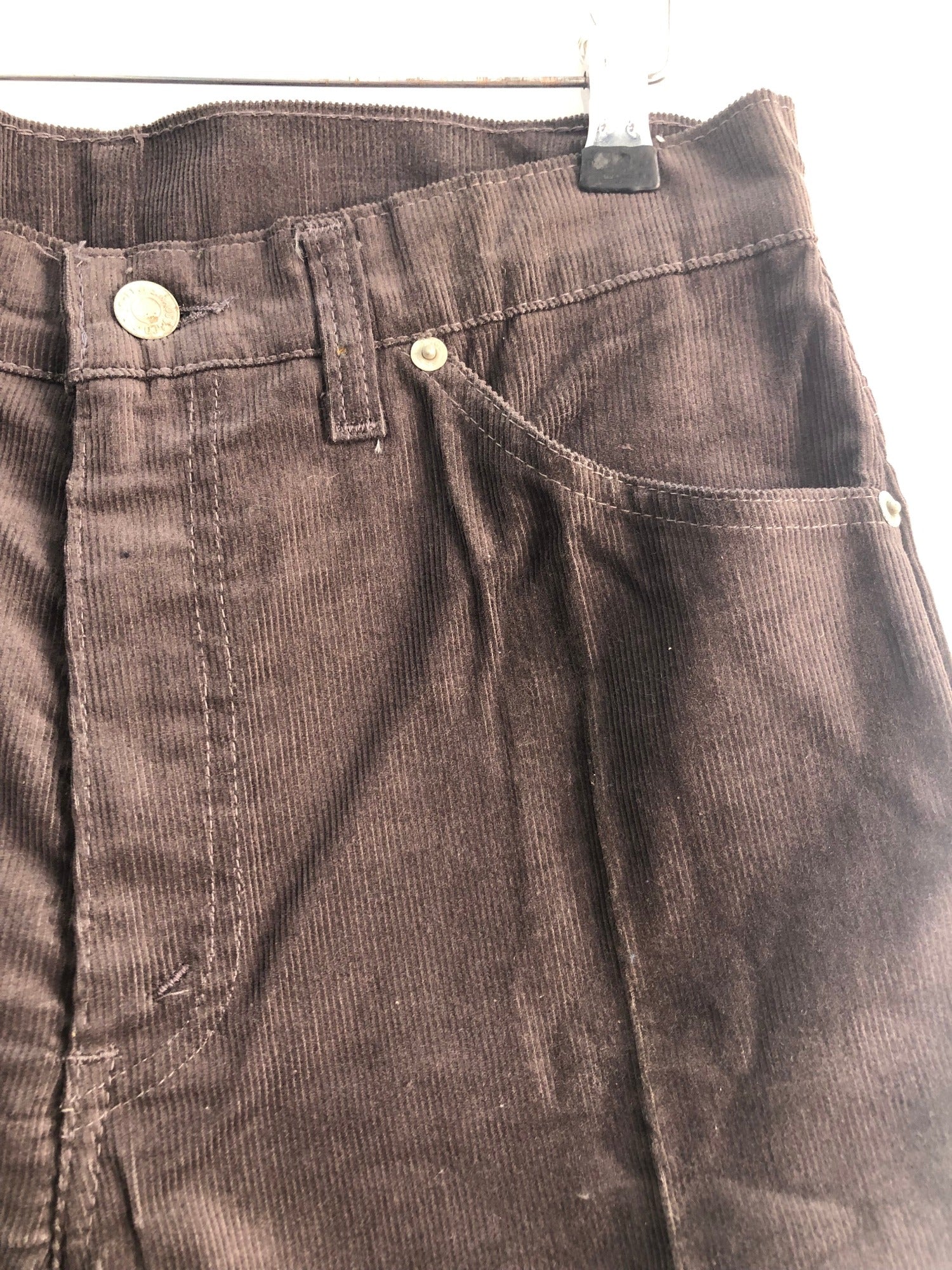 Vintage 1970s Levis Corduroy 527 Flared Jeans in Brown - Size W30 L34 -  Women's Clothing - Urban Village Vintage – UrbanVillageVintage