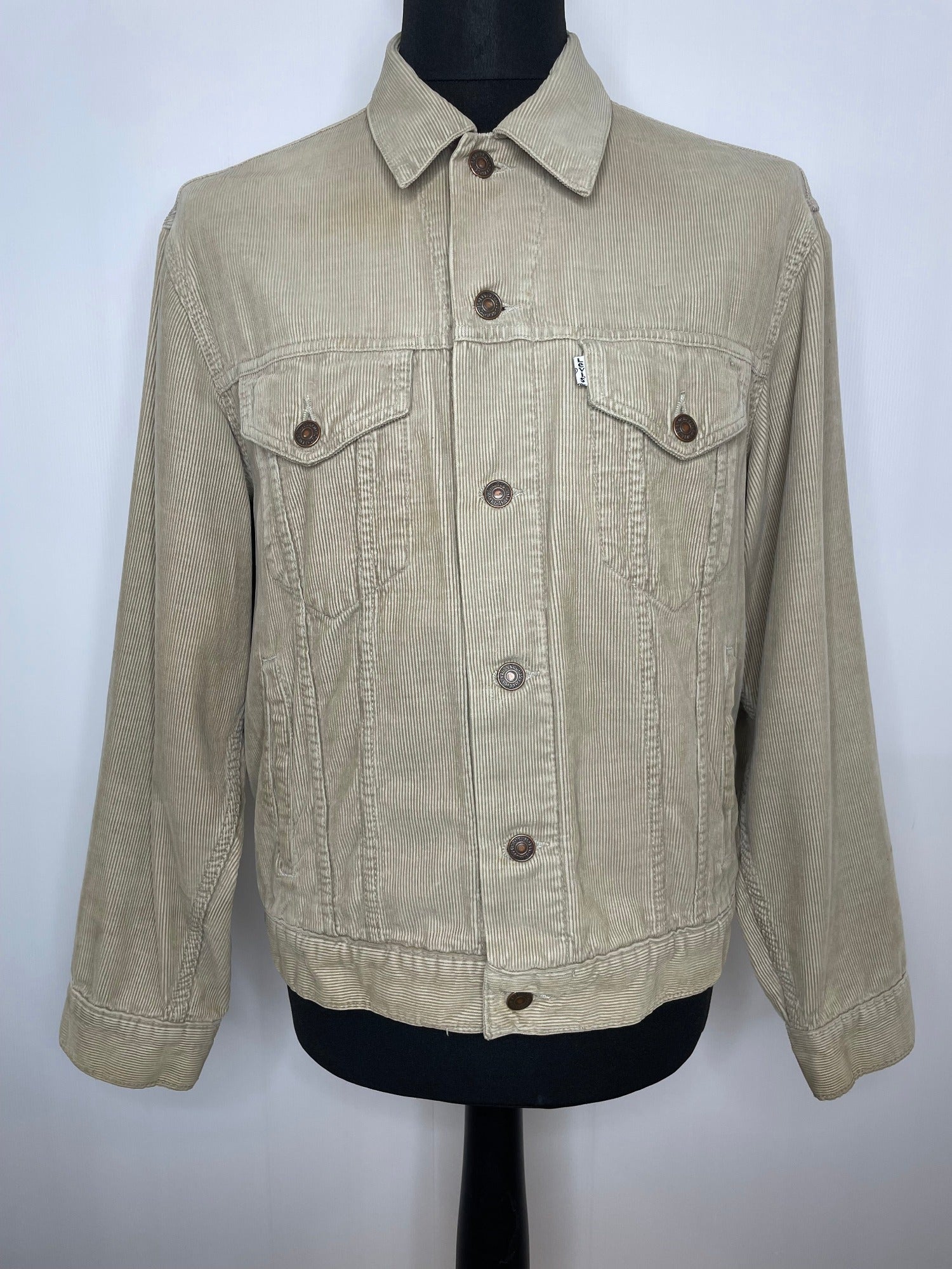 Levis White Tab Light Green Corduroy Jacket - UK Medium - Urban Village –  UrbanVillageVintage