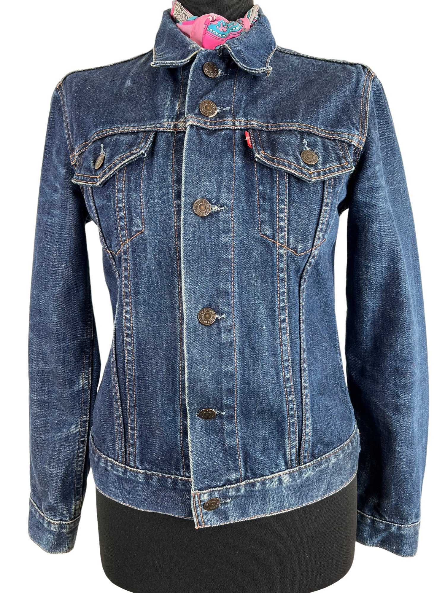 Levis For Girls Red Tab Denim Jacket in Blue - Size UK 10 - Womens Vintage  Clothing - Urban Village – UrbanVillageVintage