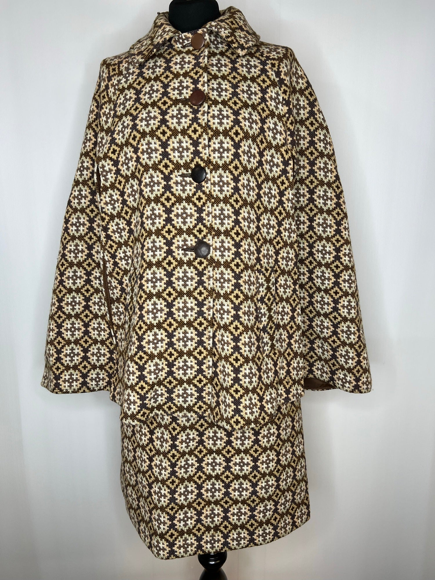 Vintage 1960s Welsh Wool Two Piece Skirt and Cape Suit in Brown - Size ...