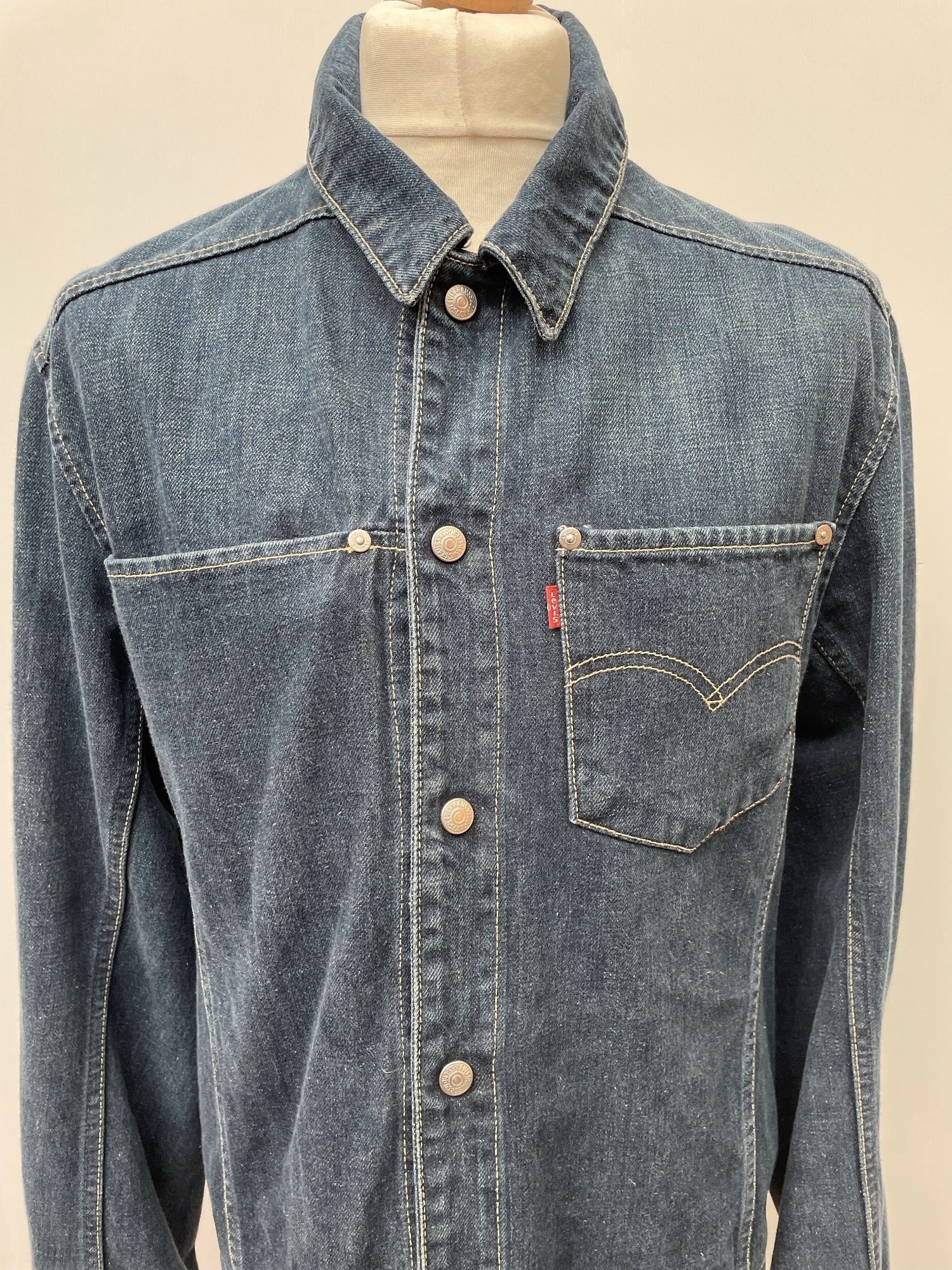 Vintage Levis Engineered Denim Jacket - Size M - Urban Village Vintage –  UrbanVillageVintage