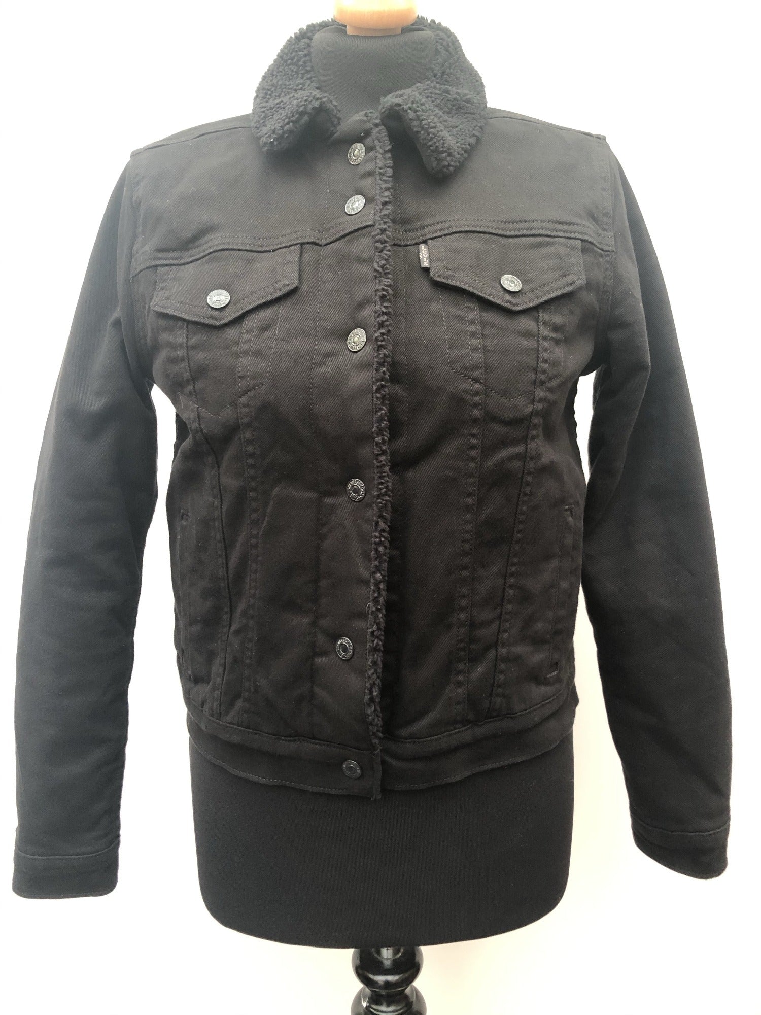 Levis Sherpa Denim Jacket in Black - Size S - Womens Vintage Clothing -  Urban Village – UrbanVillageVintage