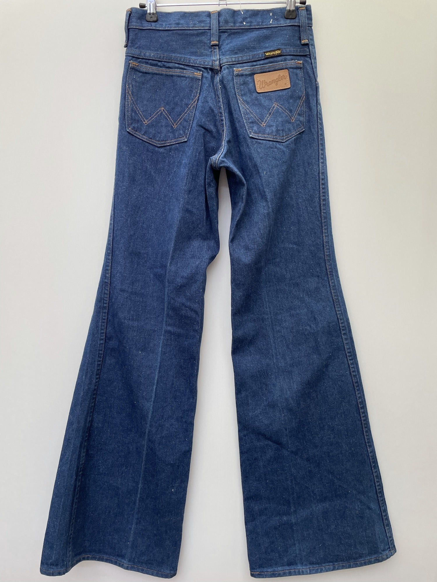 1970s Wrangler Denim Flares - Size 26,34 - Womens Vintage Clothing - Urban  Village – UrbanVillageVintage