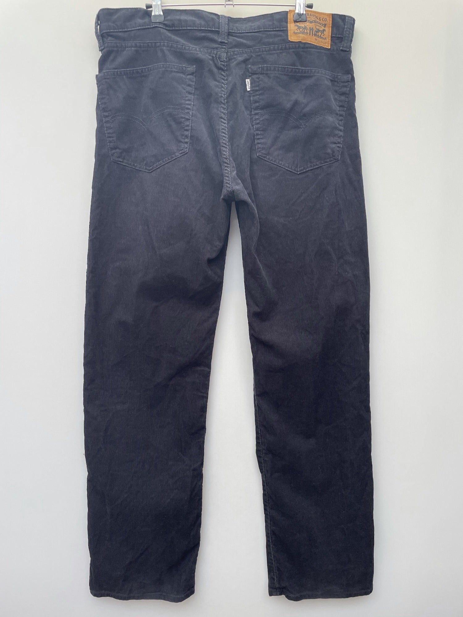 Original Levi Strauss White Tab Corduroy Jeans Dark Blue - Size W36 L32 -  Mens Vintage Clothing - Urban Village – UrbanVillageVintage
