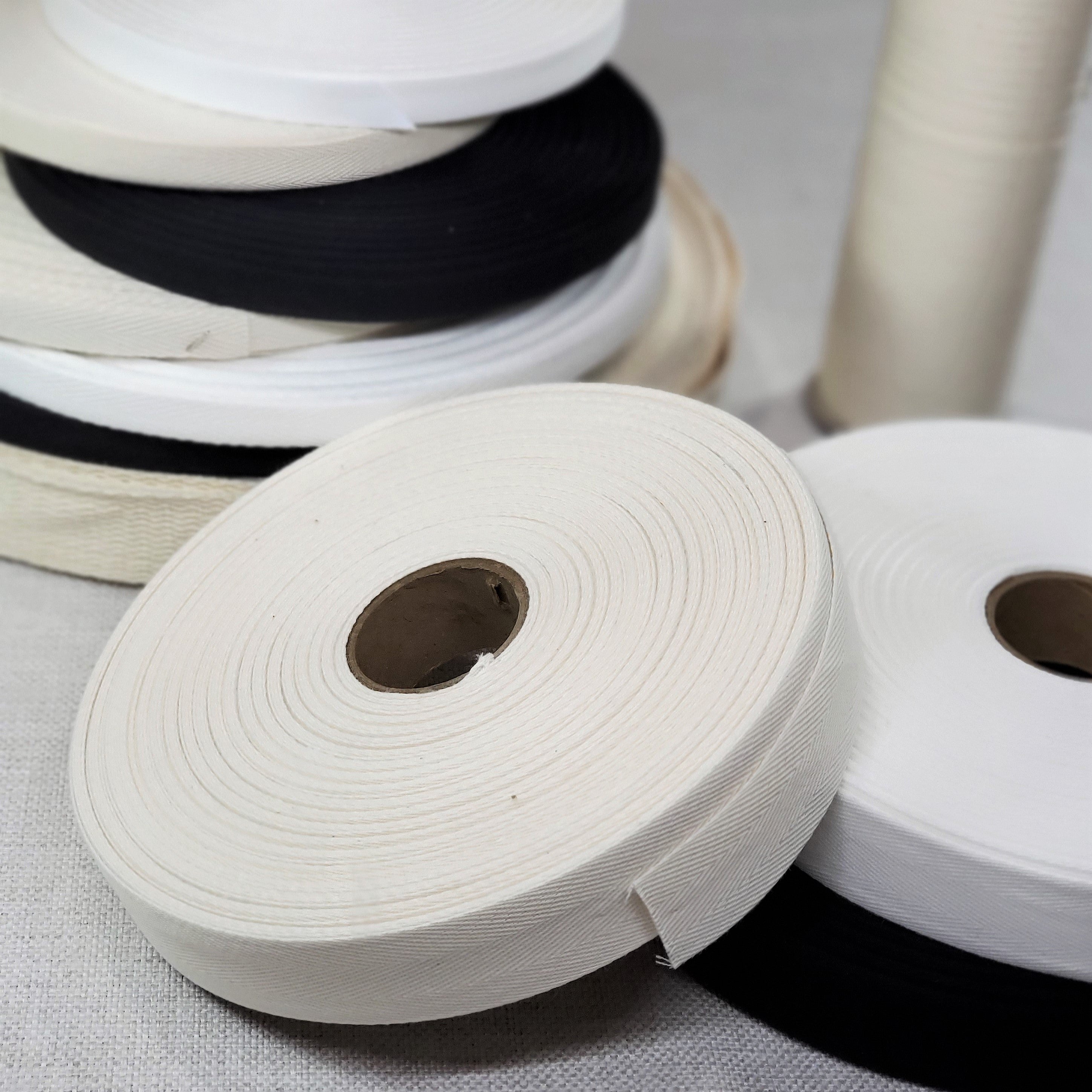 1 wide WHITE Cotton Belting – Little Fabric Shop