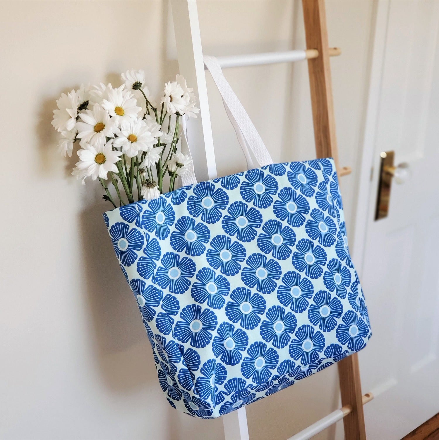 Squad Tote Bag Pattern - PDF Pattern – Little Fabric Shop