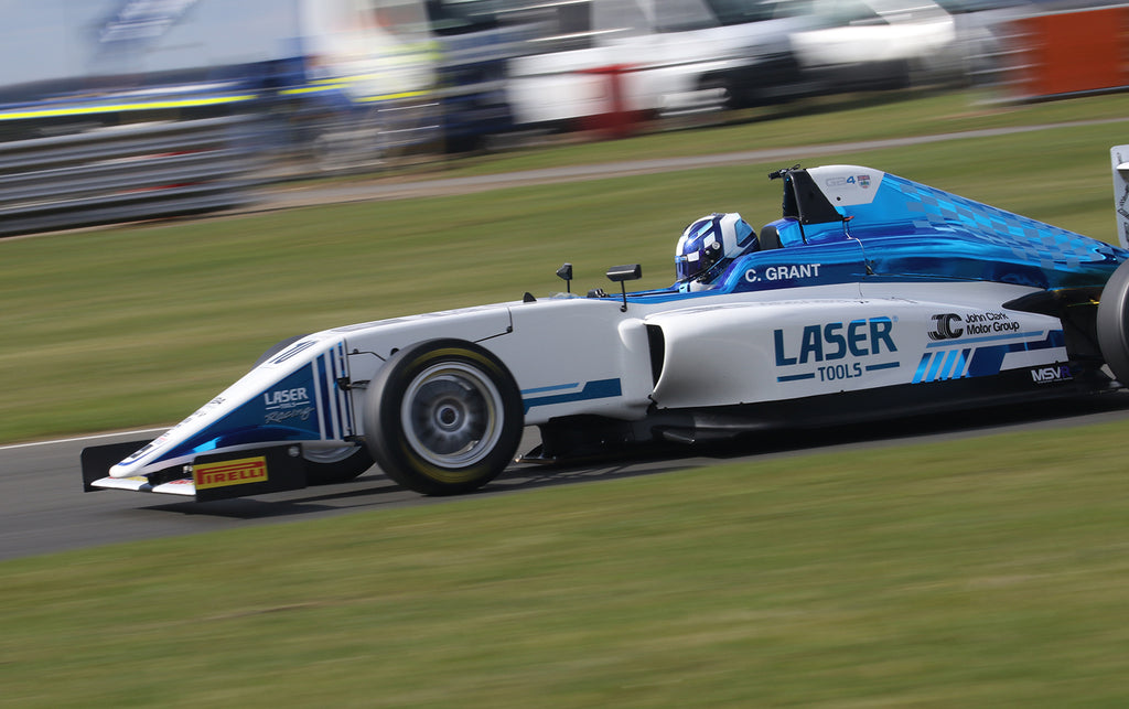 Laser Tools Racing Chloe Grant @ Snetterton GB4