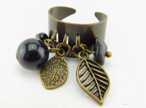 Ring mit schwarzem Edelstein Onyx Jade - handgefertigter Modeschmuck im Vintage Schmuckstübchen kaufen