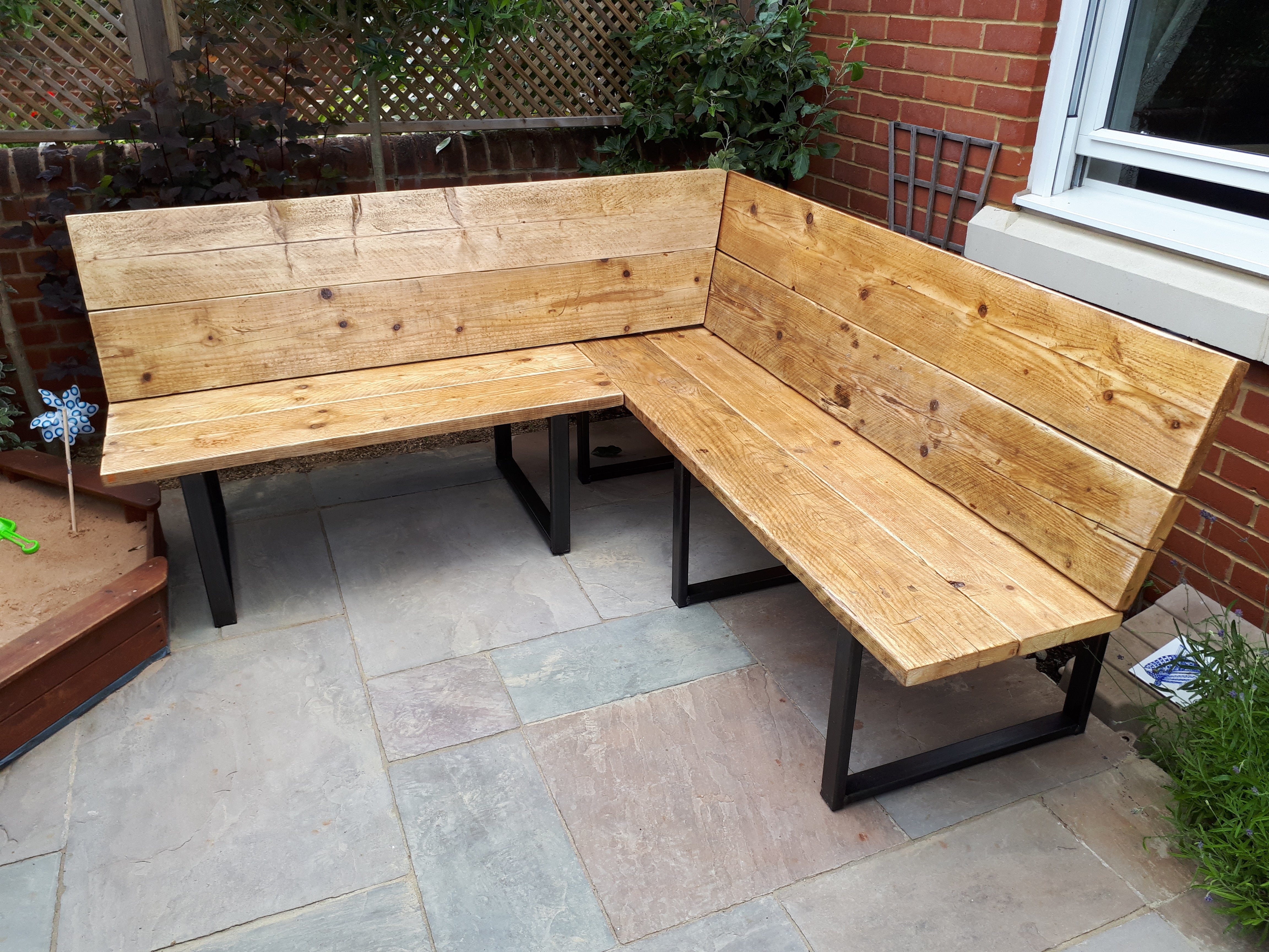 outdoor wooden corner bench