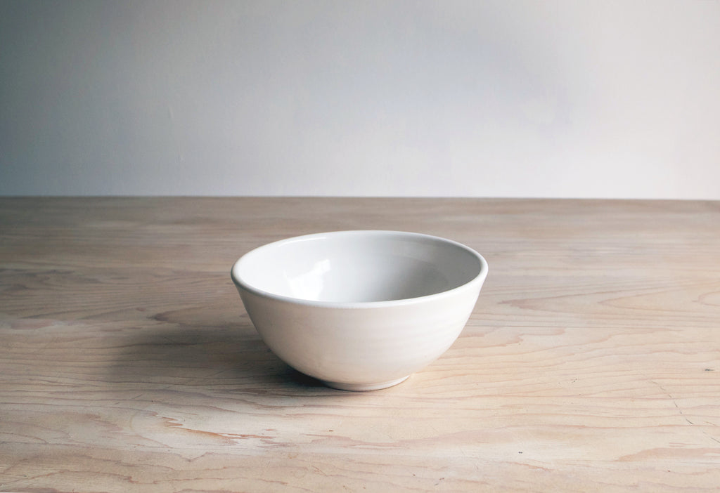 farmhouse pottery mixing bowls