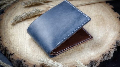 slim bifold wallet