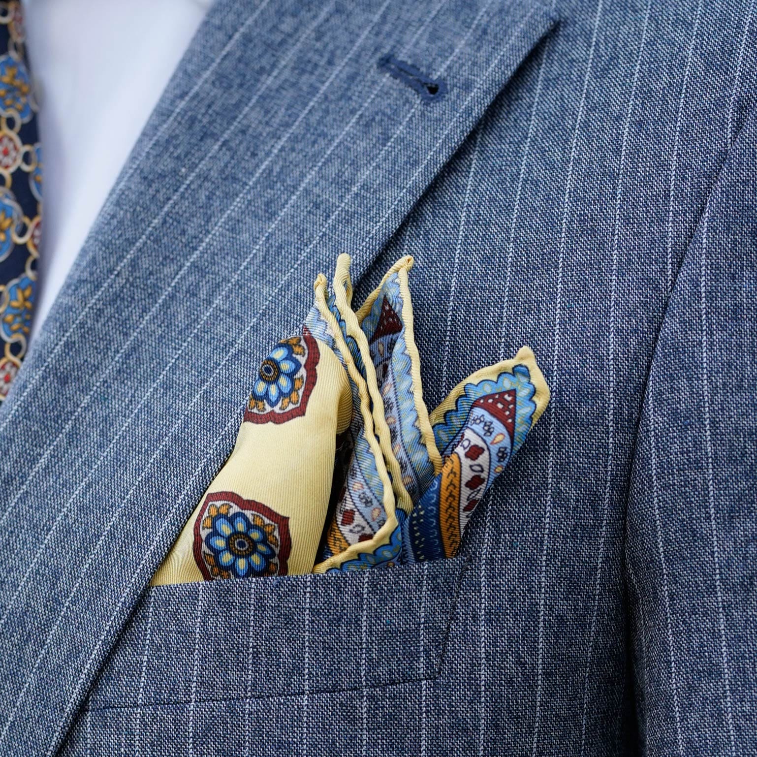 Hand-Rolled Pocket Square in White Cotolino