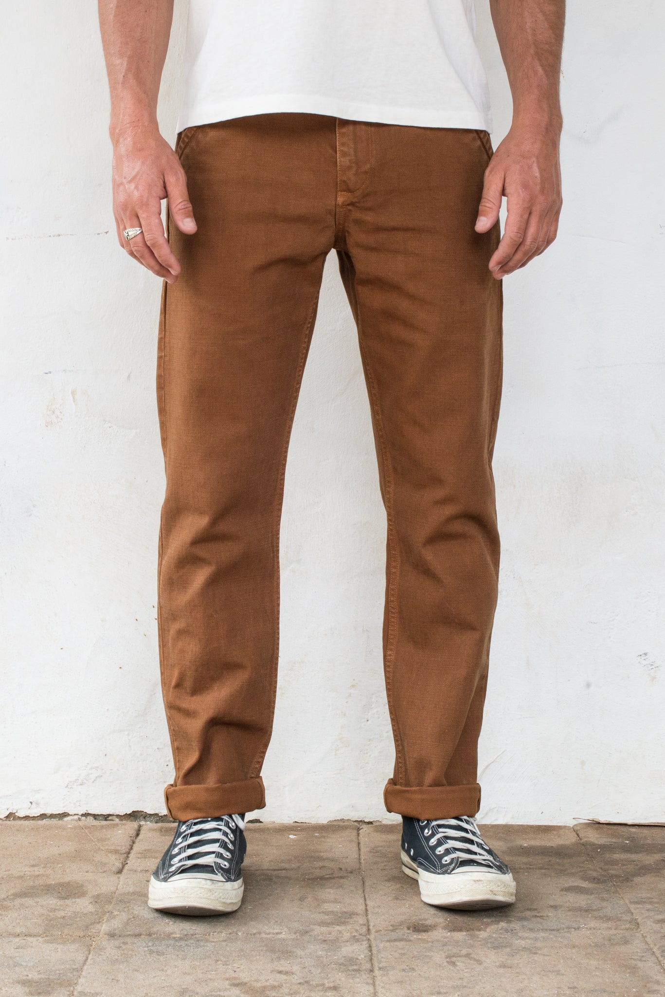 海外で買 【未使用】TAIN THUNDER SLACKS BEIGE - パンツ