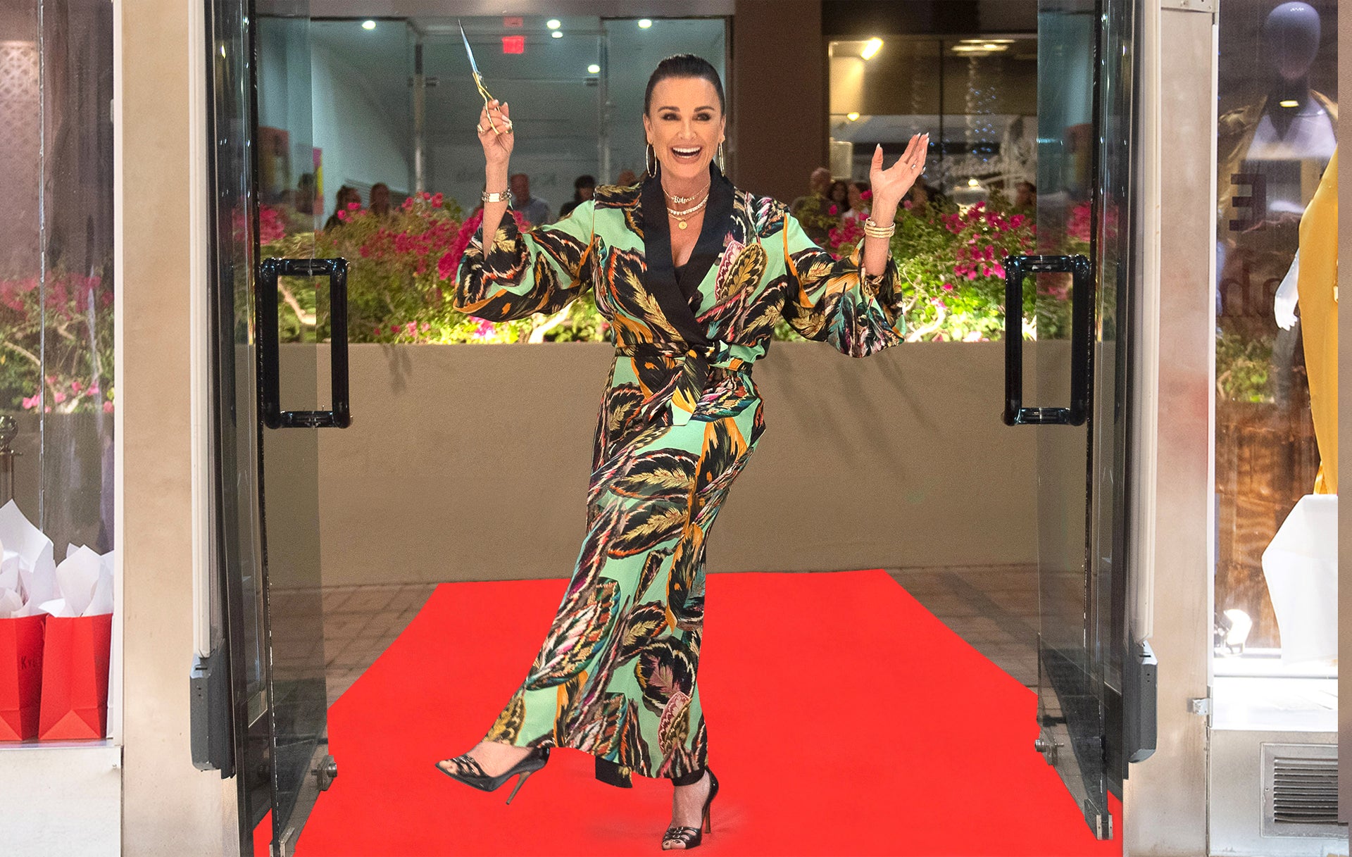 Kyle Richards Clothes and Outfits, Page 7