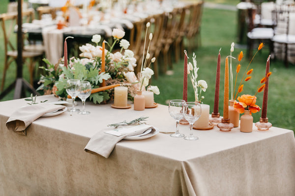 Pair our natural linen napkins with dinnerware in rose gold, gold, and silver, enjoy!