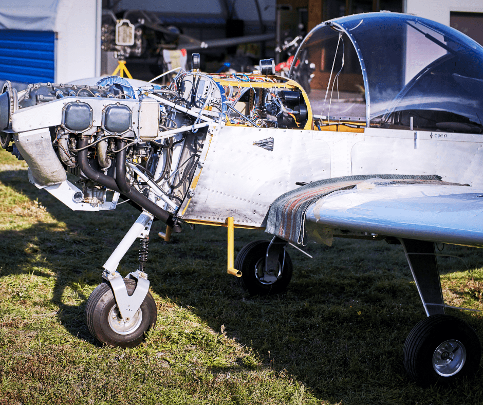 Aircraft showing its engine