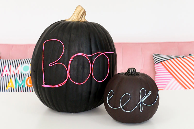 A Kailo Chic Life - DIY NEON SIGN HALLOWEEN PUMPKIN