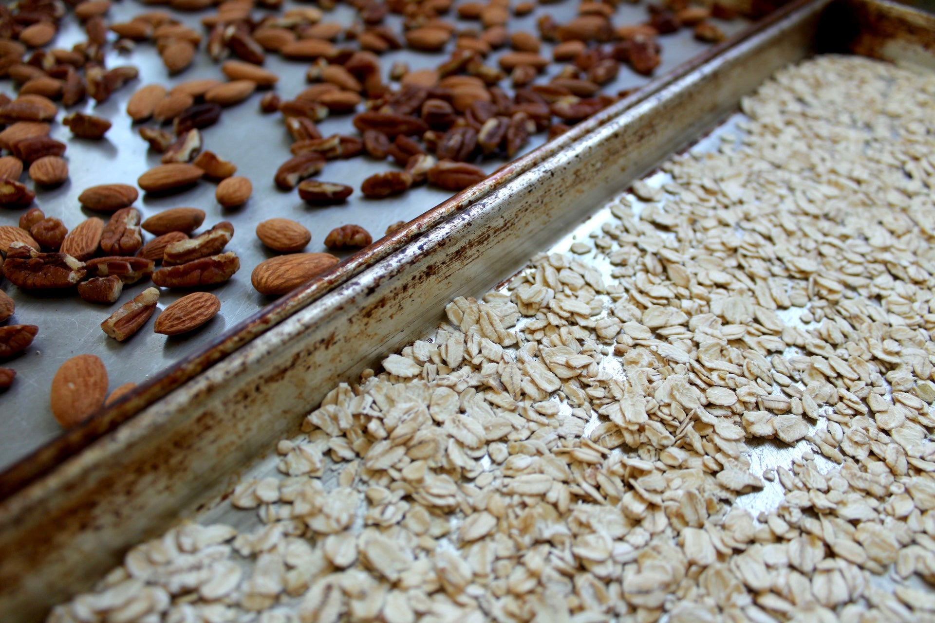 Nana Joes Granola bar recipe - almonds and oats