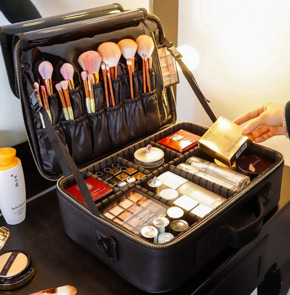 traveling makeup artist kit