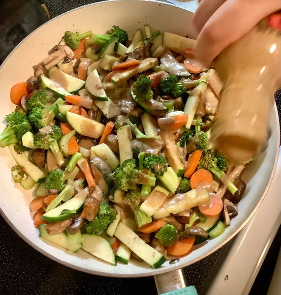 Terra Powders Clean Food Recipe Using Whole30 Approved Yai's Thai Almond Sauce On Fresh Vegetables