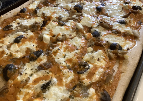 Delicious Butter Free Buffalo Chicken Pizza With Cheese And Black Olives