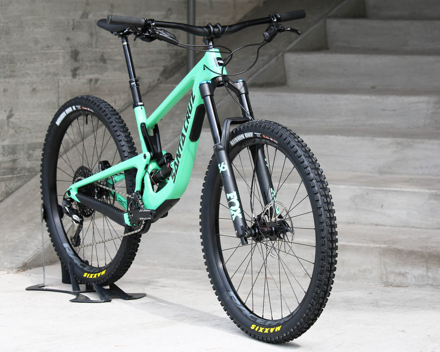 2019 Santa Cruz Megatower C S - Contender Bicycles 