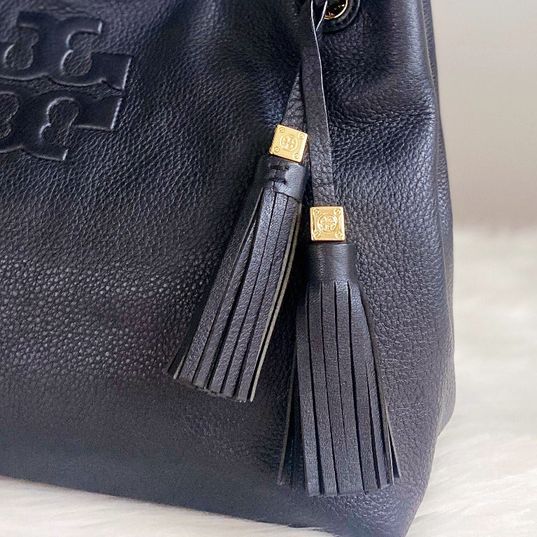 Tory Burch Black Leather Chained Tassel 2 Way Shoulder Bag – Luxury Trade