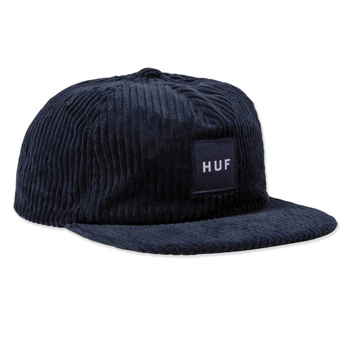 Wat is er mis Harden bloemblad HUF BOX LOGO CORD 5-PANEL PET - NAVY kopen? Bij The Old Man Boardsports