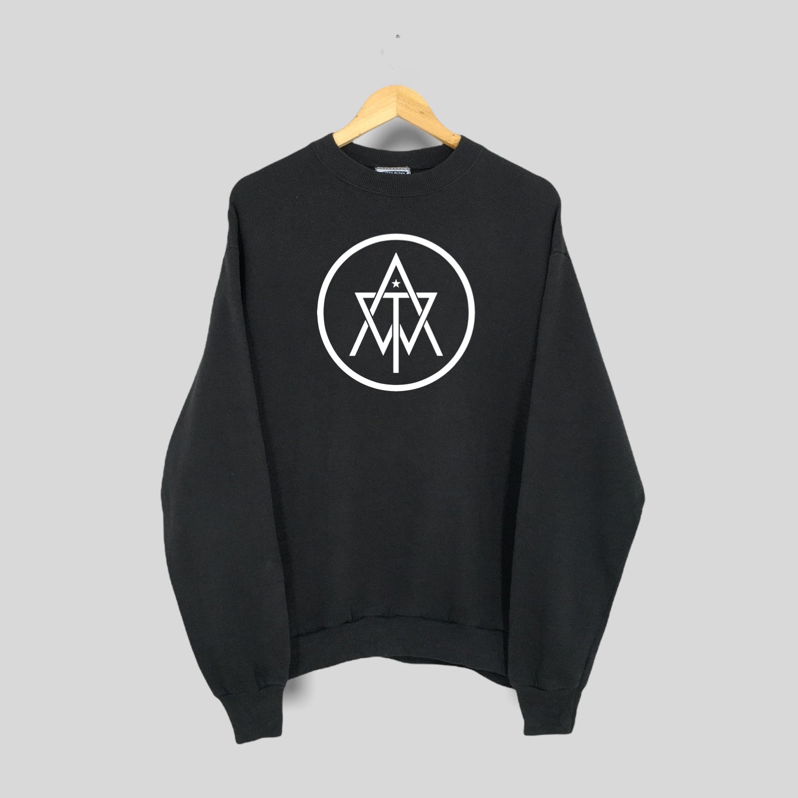 El Alfa World Tour Sweater – El Jefe Money Record