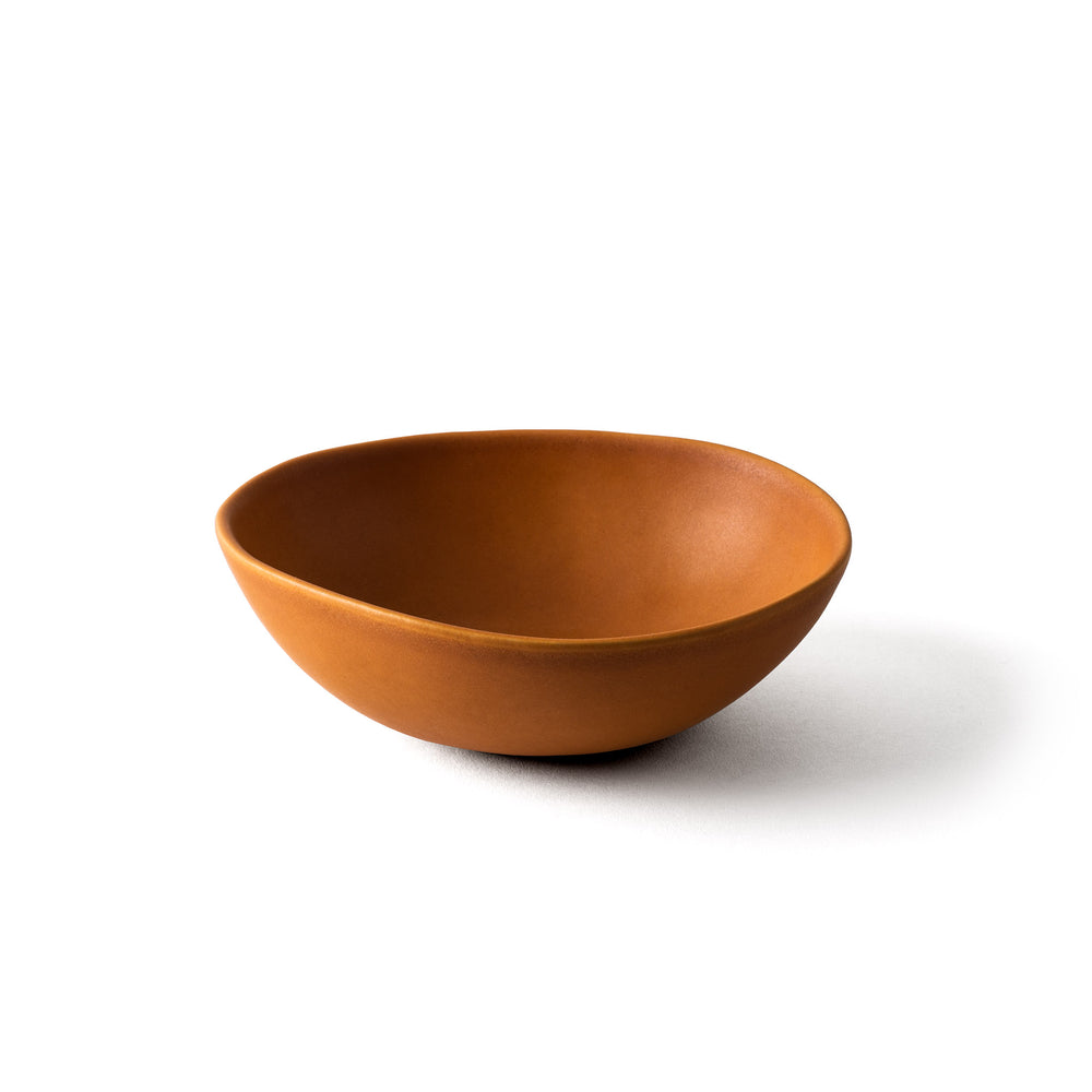 hellbraune Keramik-Schale
