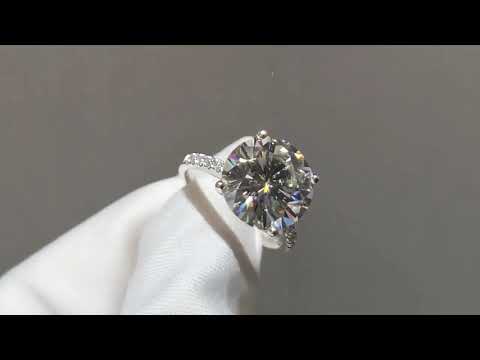 18k White Gold 4ct Moissanite Engagement Ring | Black Diamonds New