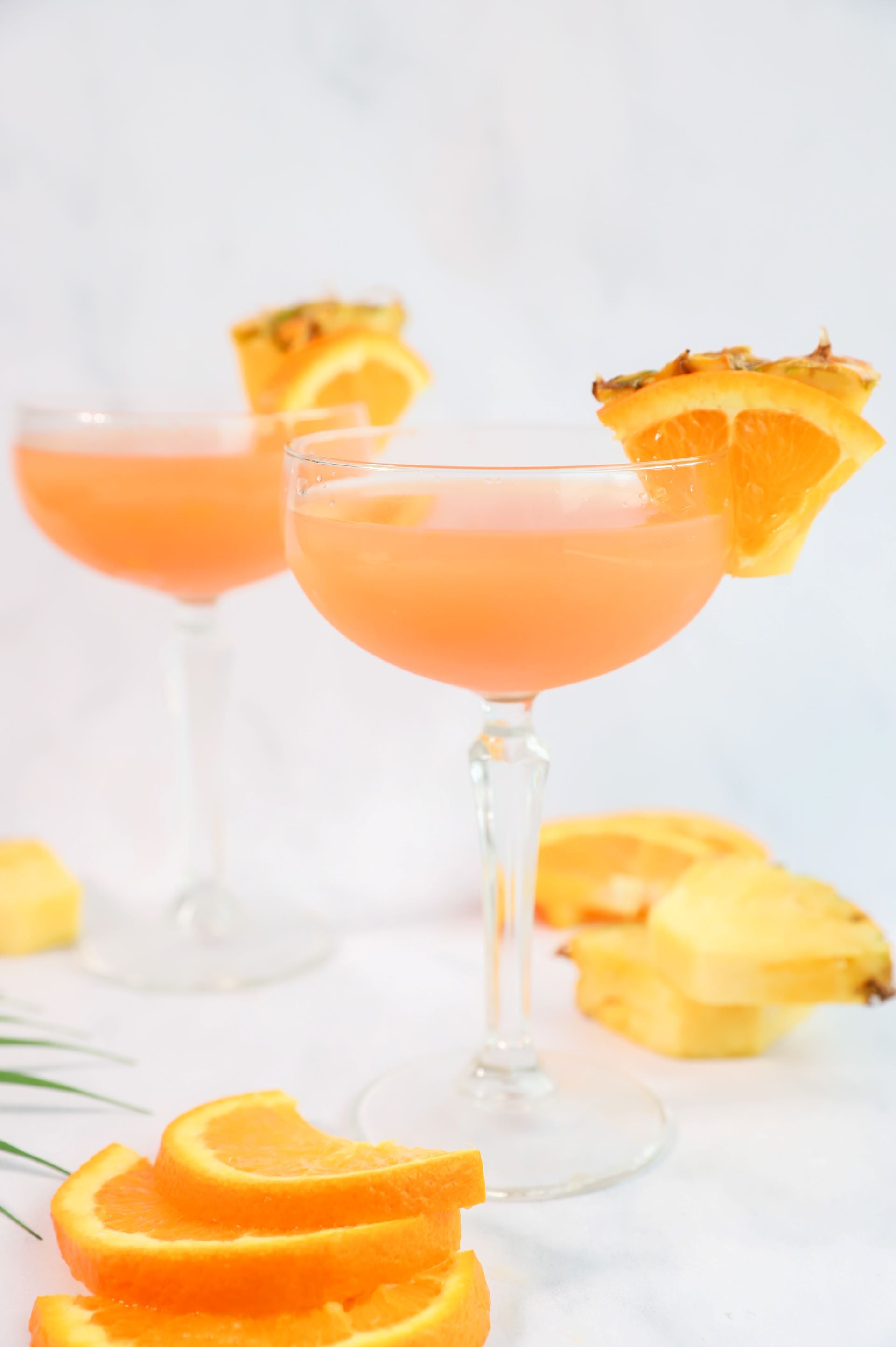Cinderella Mocktail with Pineapple Slices