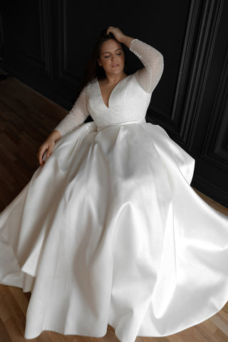 Off the Shoulder Satin Wedding Dresses Plus Size VW1021 – Viniodress