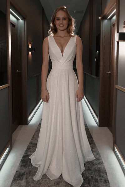 V-Neck Wedding Dresses & Gowns | Online Bridal Shop – OLIVIA BOTTEGA