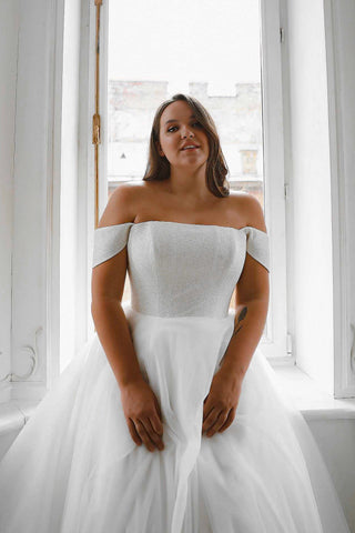 Plus-Size Mikado Wedding Dress Kimberly – Olivia Bottega