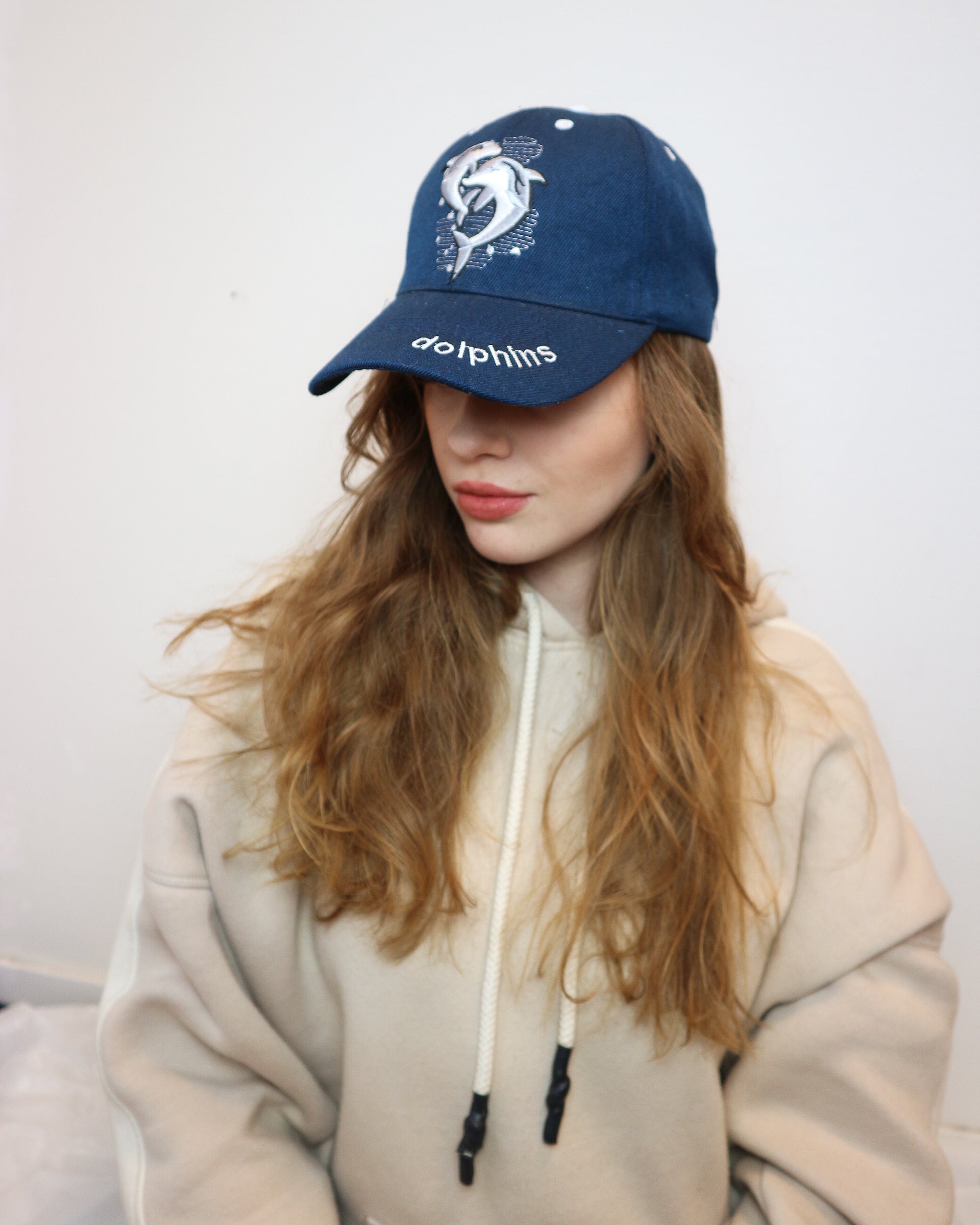 Shop Cap Dolphine online