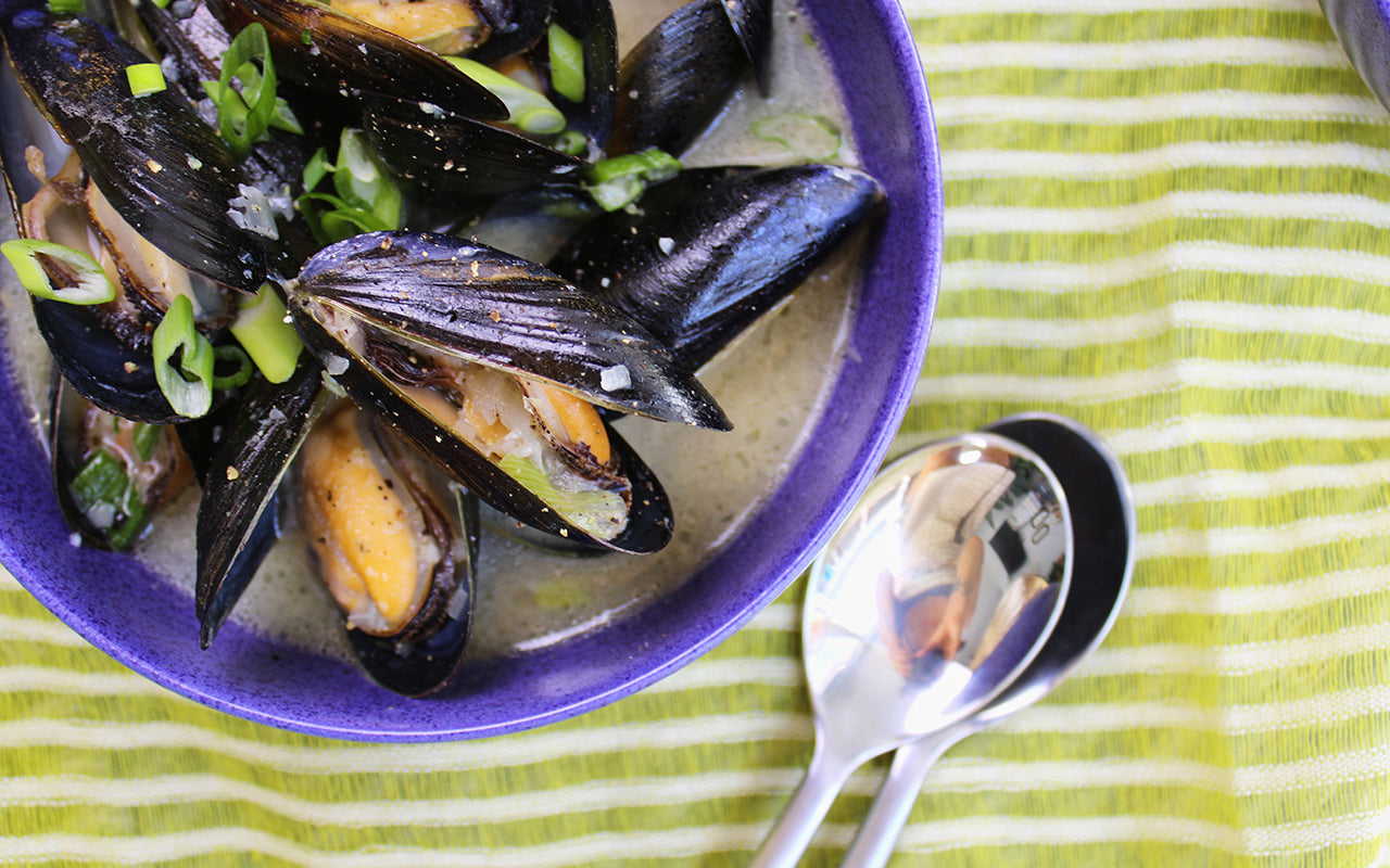 miso steamed mussels