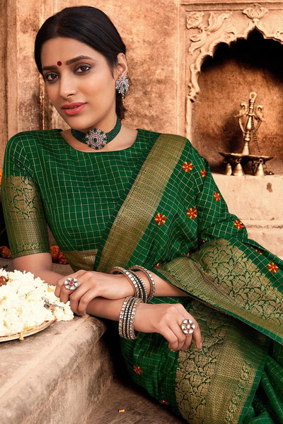 oxidised jewellery with green saree