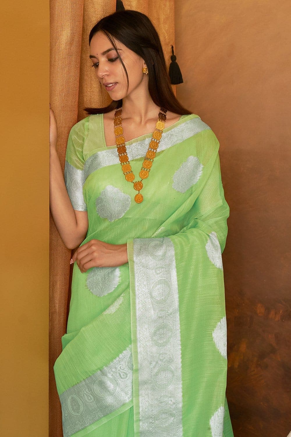 Buy Light Green Linen Saree online-Karagiri – Karagiri Global