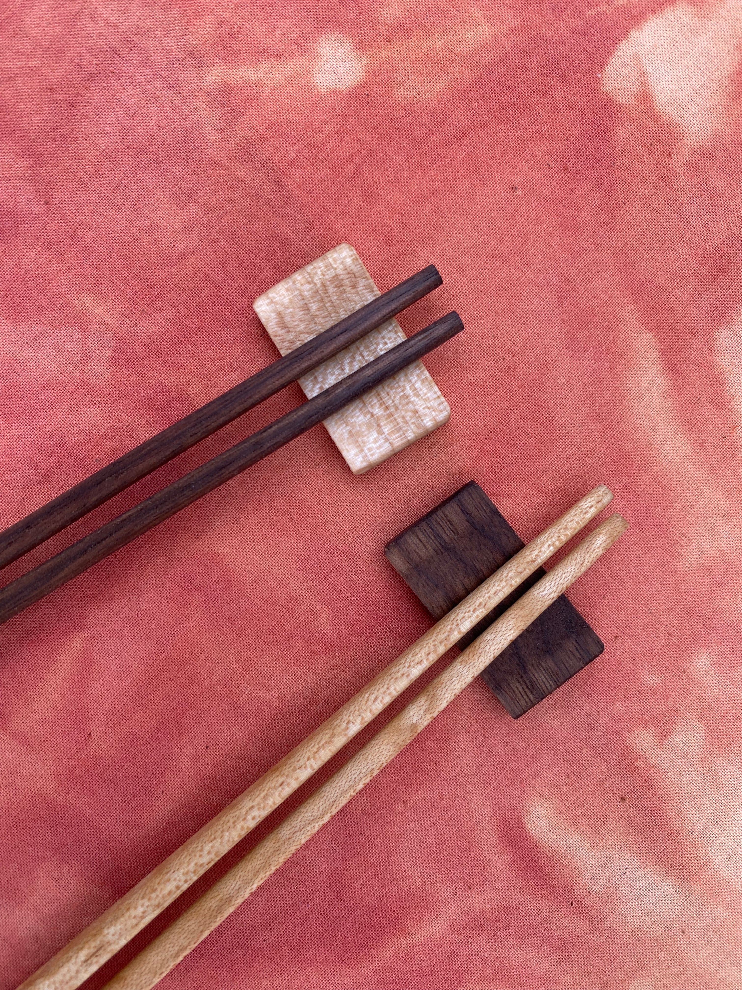chopsticks rest
