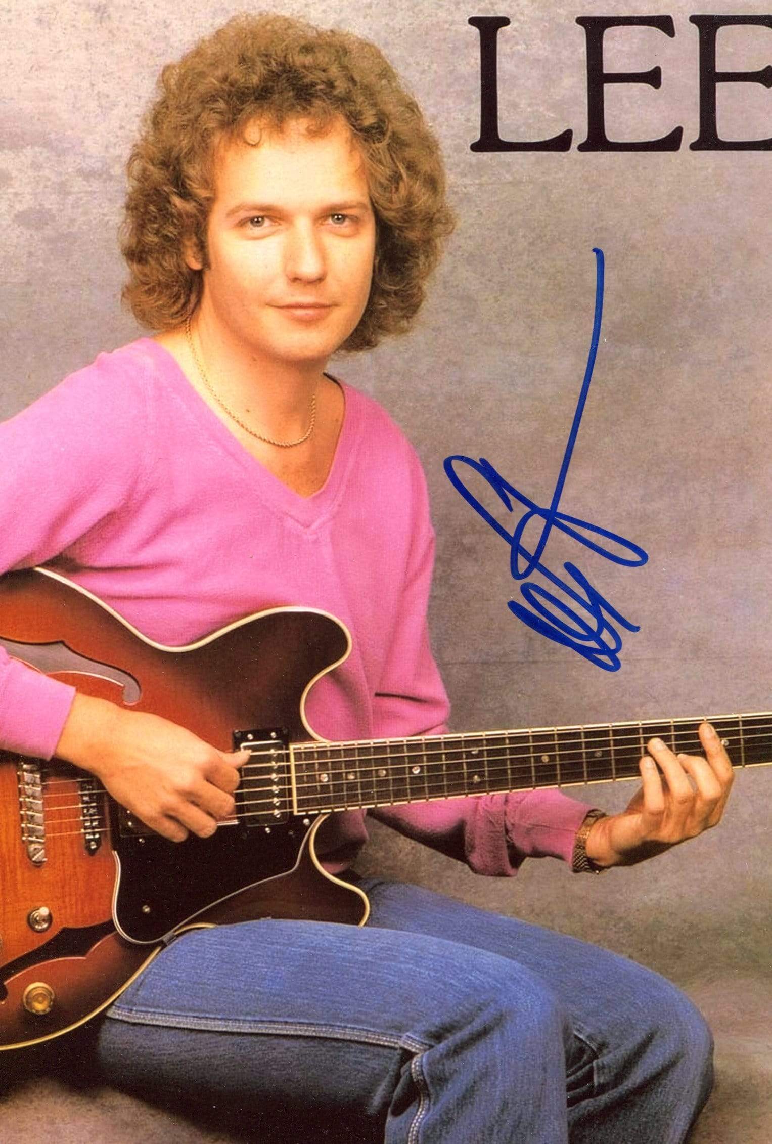 Lee Ritenour Autograph | signed photographs