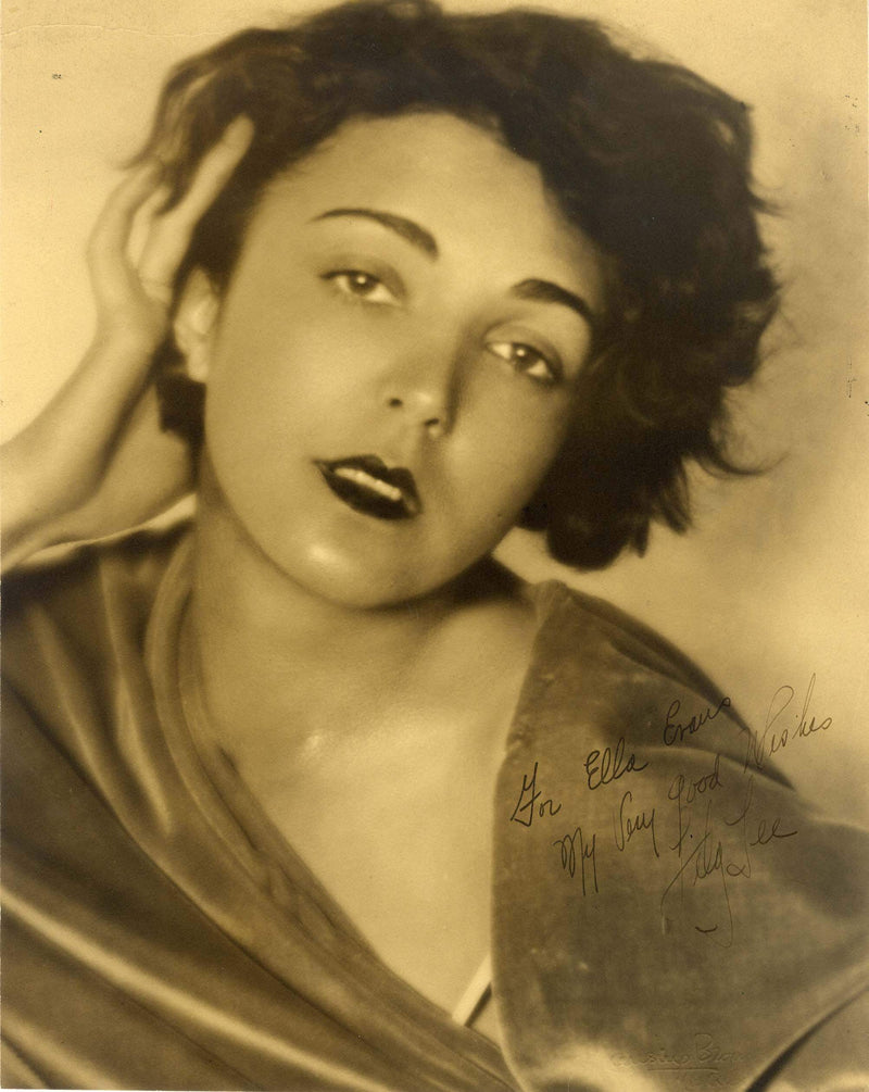 Lila Lee autograph | Signed oversized vintage photograph