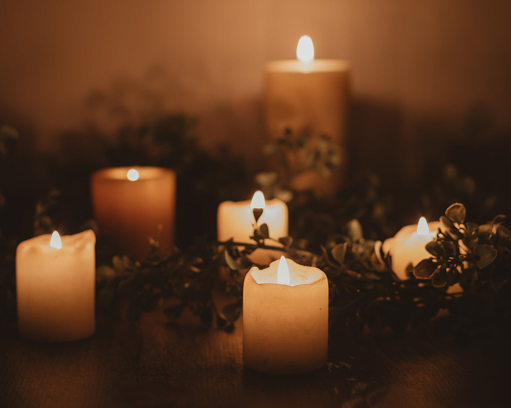 Real Leaves Embedded in Fall Themed Candles